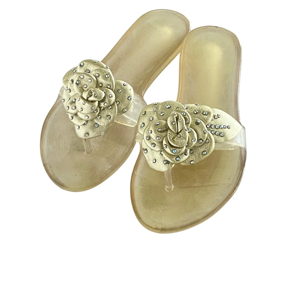 Stuart Weitzman Gold Rhinestone Flower Bloom Jelly Sandals Clear Thong Slides 7